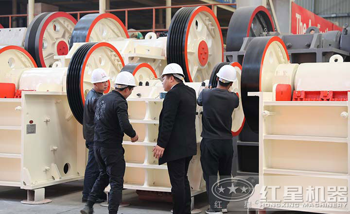 用戶來廠考察，多種設(shè)備型號(hào)讓用戶眼見為實(shí)